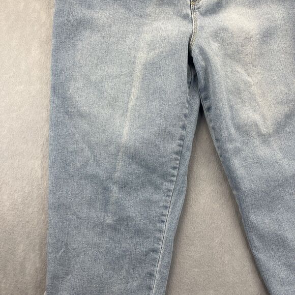 Gloria Vanderbilt Amanda Capri Jeans 12 All Around Slimming Effect Light Wash - Picture 4 of 16